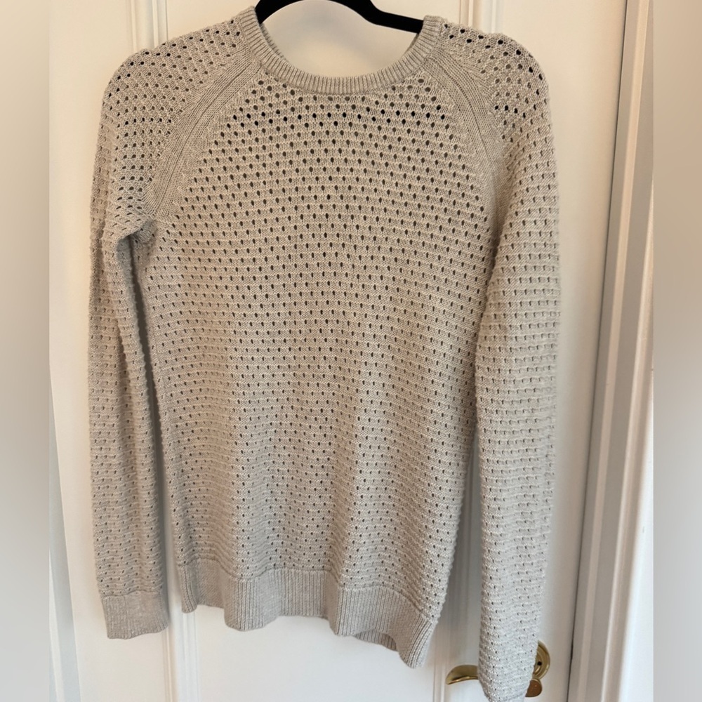 Max Studio Button Back Open Knit Sweater. Size Small - Picture 2 of 3